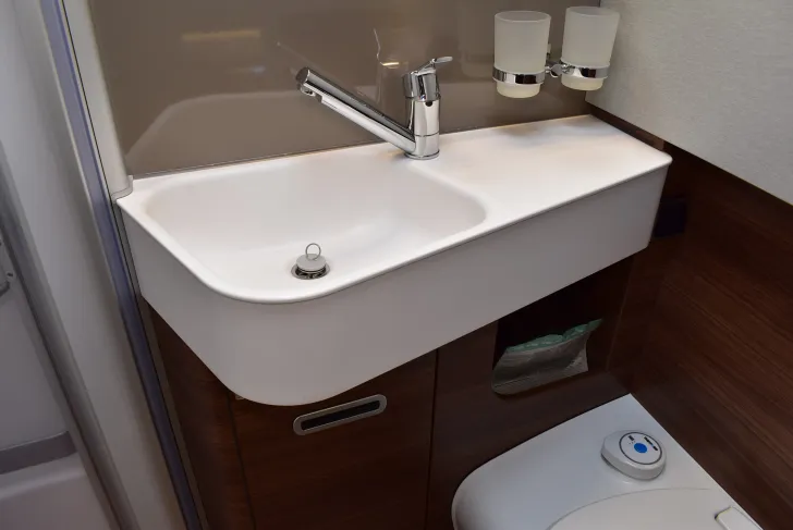 Fahrzeugbild Hymer B-Klasse MC T 580 Mercedes, Automatik, Distronic #20