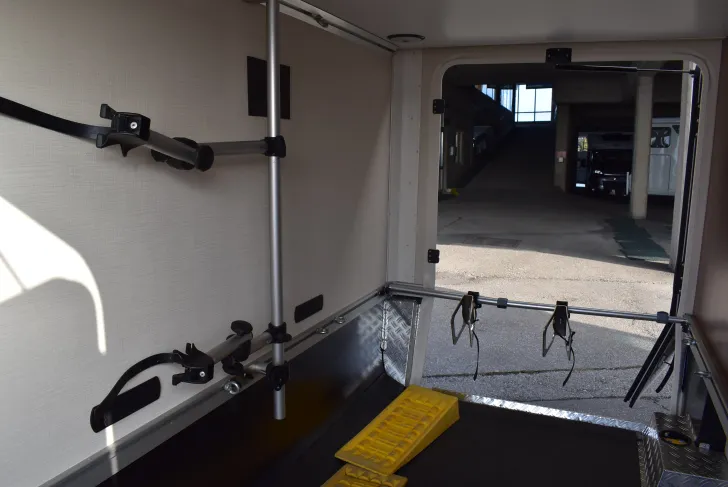 Fahrzeugbild Hymer B-Klasse MC T 580 Mercedes, Automatik, Distronic #42