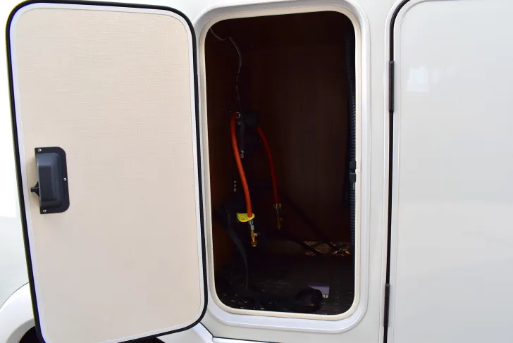 Fahrzeugbild Hymer B-Klasse MC T 580 Mercedes, Automatik, Distronic #47