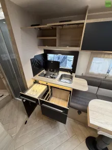 Fahrzeugbild Challenger Teilintegriert Graphite Edition 317 Drive 2026 #14