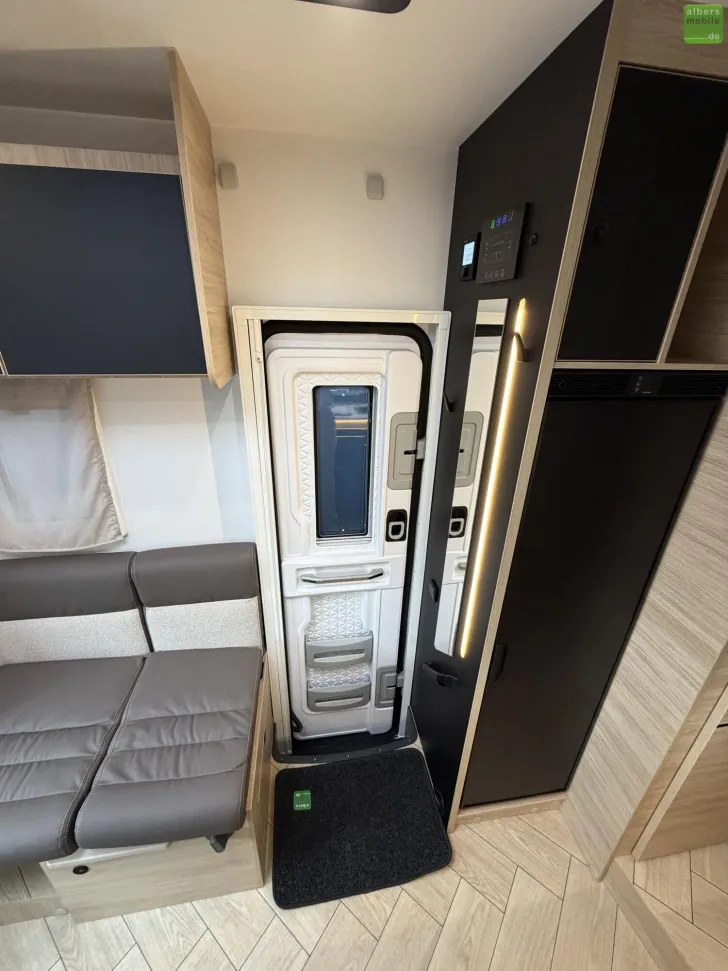 Fahrzeugbild Challenger Teilintegriert Graphite Edition 317 Drive 2026 #25