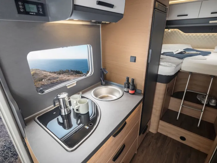 Fahrzeugbild Knaus L!VE WAVE 650 MEG Black Selection #5