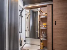 Fahrzeugbild Knaus L!VE WAVE 650 MEG Black Selection #8