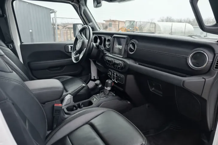 Fahrzeugbild Tischer Sonstige PickUp Aufbaukabine Wie neu #6