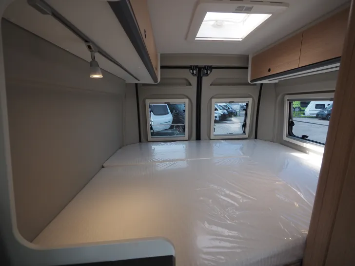 Fahrzeugbild Sunlight CLIFF 600, Sonderedition, Markise, Multimedia #14