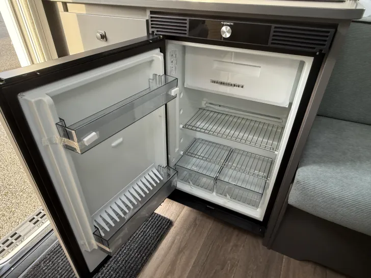 Fahrzeugbild Fendt Apero Activ 390 FH Ausgestellt Modell 2026 #17