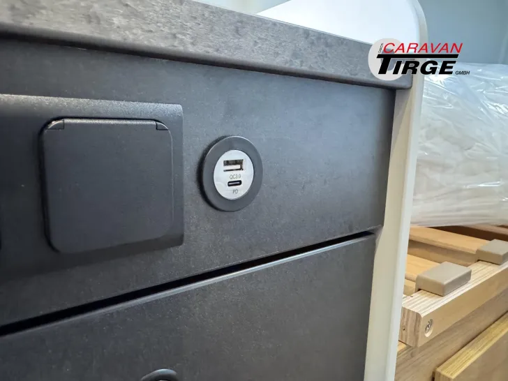 Fahrzeugbild Sunlight Adventure Cliff 602 #20