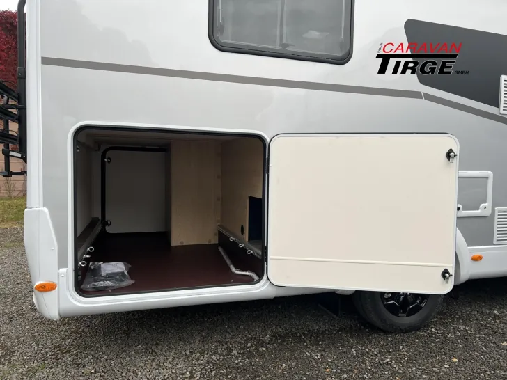 Fahrzeugbild Sunlight Adventure T Ford 690L #7