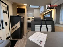 Fahrzeugbild Sunlight Adventure T Ford 690L #9