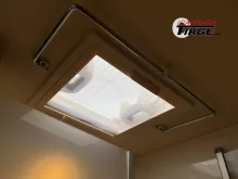 Fahrzeugbild Sunlight Adventure T Ford 690L #17