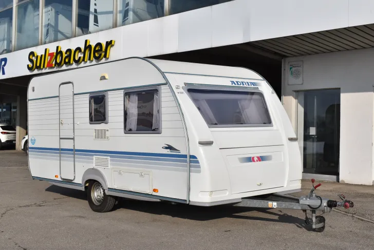 Fahrzeugbild Adria Adora 462 UB Klapp-Stockbett #1