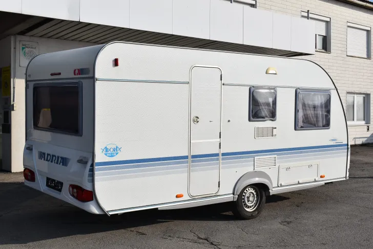 Fahrzeugbild Adria Adora 462 UB Klapp-Stockbett #25