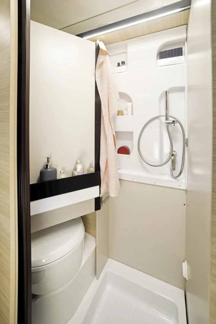 Fahrzeugbild Chausson Van Sweet Line V697 Arctic/Automatik/Lithium #13