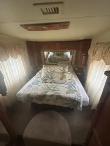 Fahrzeugbild Fifth Wheel Tourers Gut gepflegt #7