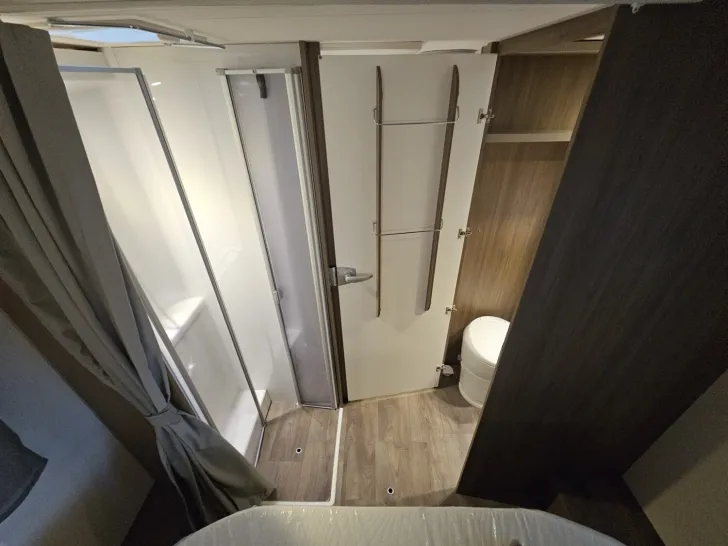 Fahrzeugbild Carado Edition25 T Ford 449 AHK, SATANLAGE #12