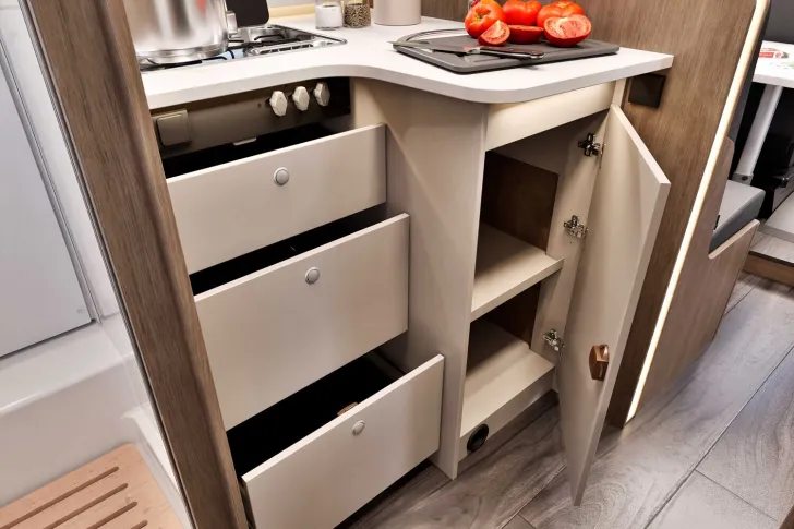 Fahrzeugbild Carado Edition25 T Ford 449 AHK, SATANLAGE #30