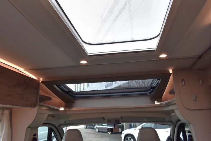 Fahrzeugbild Hymer Exsis-t 580 Pure Sat, TV, Markise, Längsbetten #5