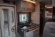 Fahrzeugbild Hymer Exsis-t 580 Pure Sat, TV, Markise, Längsbetten #9