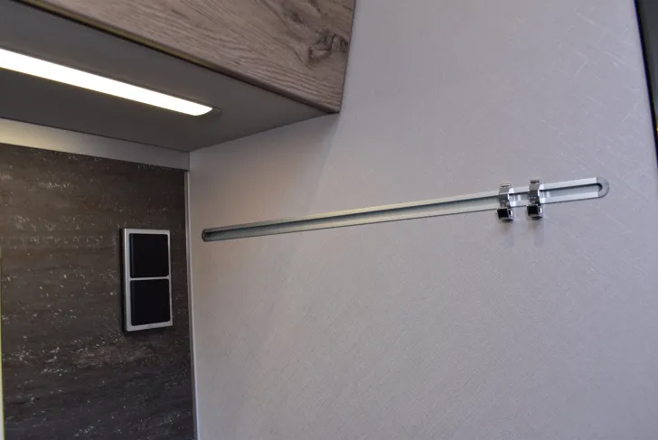 Fahrzeugbild Hymer Exsis-t 580 Pure Sat, TV, Markise, Längsbetten #22