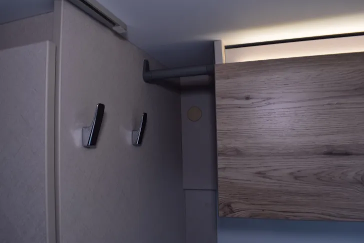 Fahrzeugbild Hymer Exsis-t 580 Pure Sat, TV, Markise, Längsbetten #31