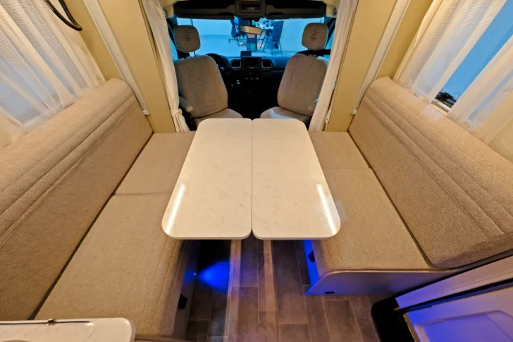 Fahrzeugbild Ahorn Camp Camp 640 Plus/Hubbett/Klima/Solar/Markise/TOP #7