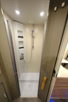 Fahrzeugbild Ahorn Camp Camp 640 Plus/Hubbett/Klima/Solar/Markise/TOP #15