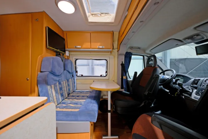 Fahrzeugbild Chausson Twist 600 Prestige - Festbett - Klima - AHK #10