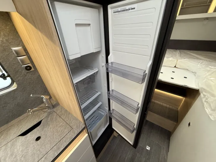 Fahrzeugbild Frankia M-Line NEO MI 7 GDK BLACKLINE 4,5t #SONDERMODELL #35