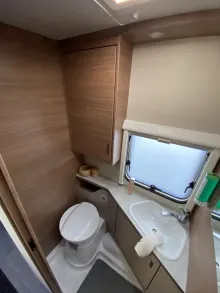 Fahrzeugbild Knaus Sport 460 EU #8
