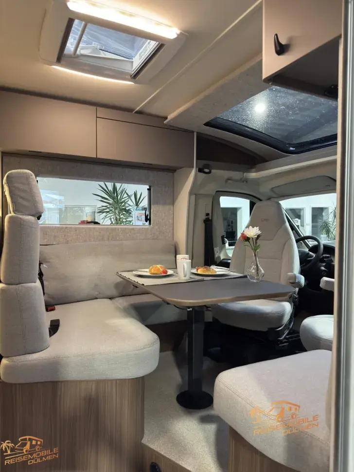 Fahrzeugbild LMC Cruiser 750 EL #11