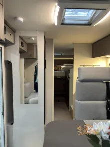 Fahrzeugbild LMC Cruiser 750 EL #15