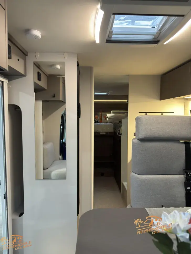 Fahrzeugbild LMC Cruiser 750 EL #15