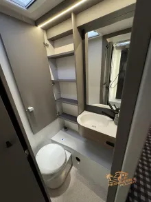 Fahrzeugbild LMC Cruiser 750 EL #23