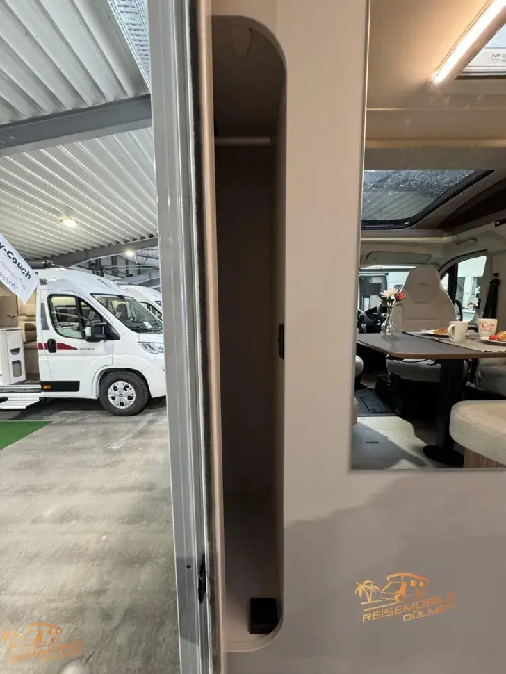 Fahrzeugbild LMC Cruiser 750 EL #27