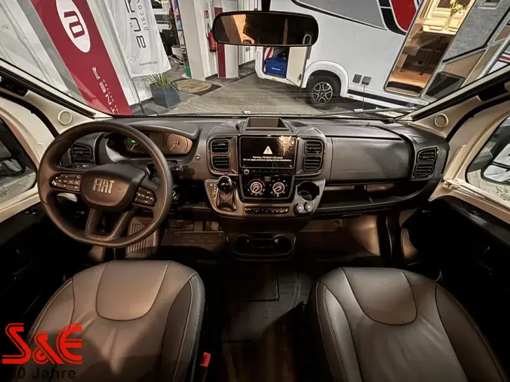 Fahrzeugbild Bürstner Signature SFT 7.1 #24