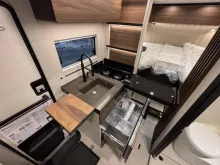 Fahrzeugbild Bürstner Signature SFT 7.1 #25