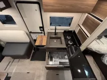 Fahrzeugbild Bürstner Signature SFT 7.1 #26