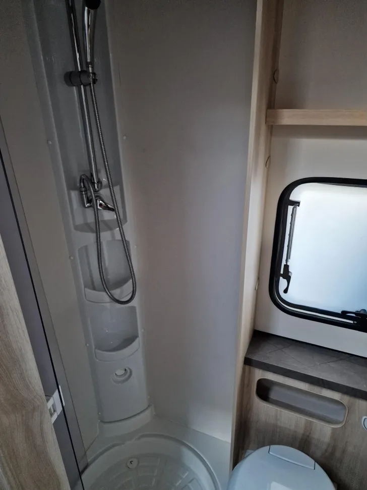 Fahrzeugbild Hobby De Luxe 545 KMF - stark reduziert/Vorzelt #13