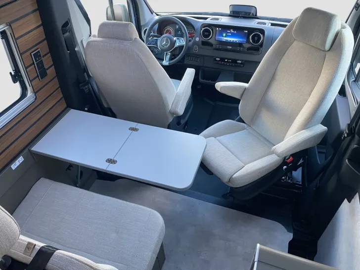 Fahrzeugbild Hymer Grand Canyon S CrossOver 4x4/AHK/RFK/Navi #7