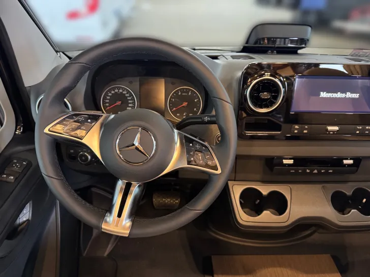 Fahrzeugbild Carthago C1-tourer T 143 KB-LE comfort 4.2t Autark Lithium & Solar #4