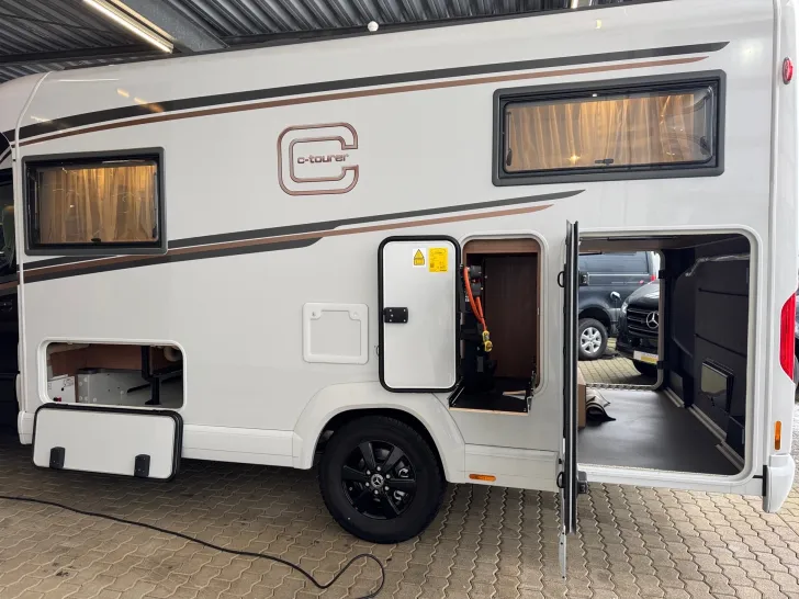 Fahrzeugbild Carthago C1-tourer T 143 KB-LE comfort 4.2t Autark Lithium & Solar #23