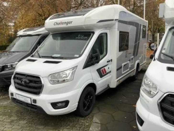Fahrzeugbild Challenger Teilintegriert 287 Graphite Edition Arctic + Zubehör #2