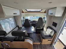 Sicht vorne-hinten Sunlight T 68 Adventure Edition