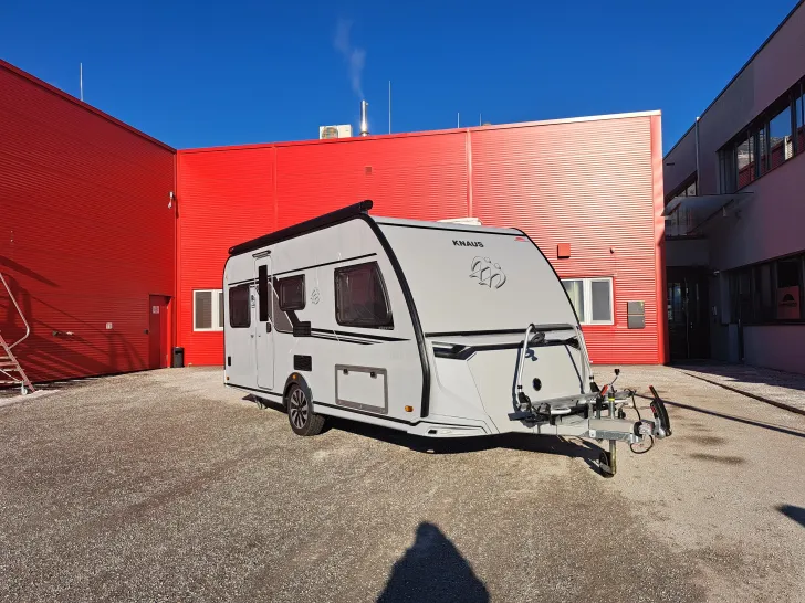 Fahrzeugbild Knaus Südwind 460 EU 60 Years #1