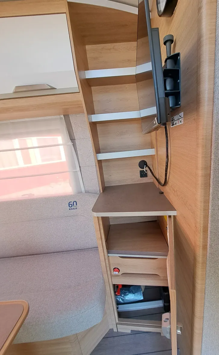 Fahrzeugbild Knaus Südwind 460 EU 60 Years #23