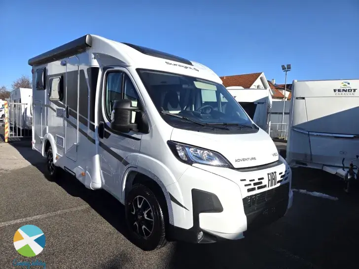 Schräg Vorne Sunlight V 60 Adventure Edition