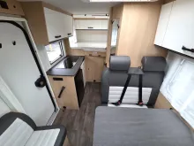 Sicht vorne-hinten Sunlight V 60 Adventure Edition