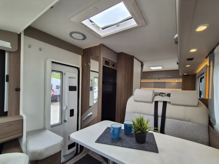 Fahrzeugbild Carado I338 pro+ *Automatik* #14