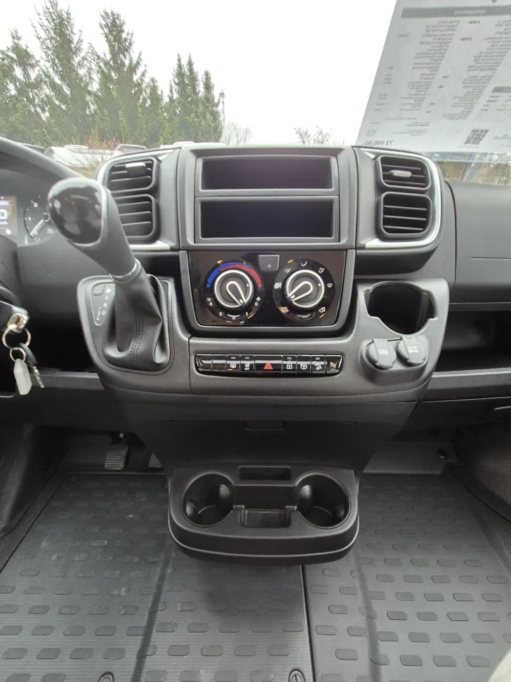 Fahrzeugbild Carado T338 pro+ *Automatik*Hubbett*Fahrradträger* #13