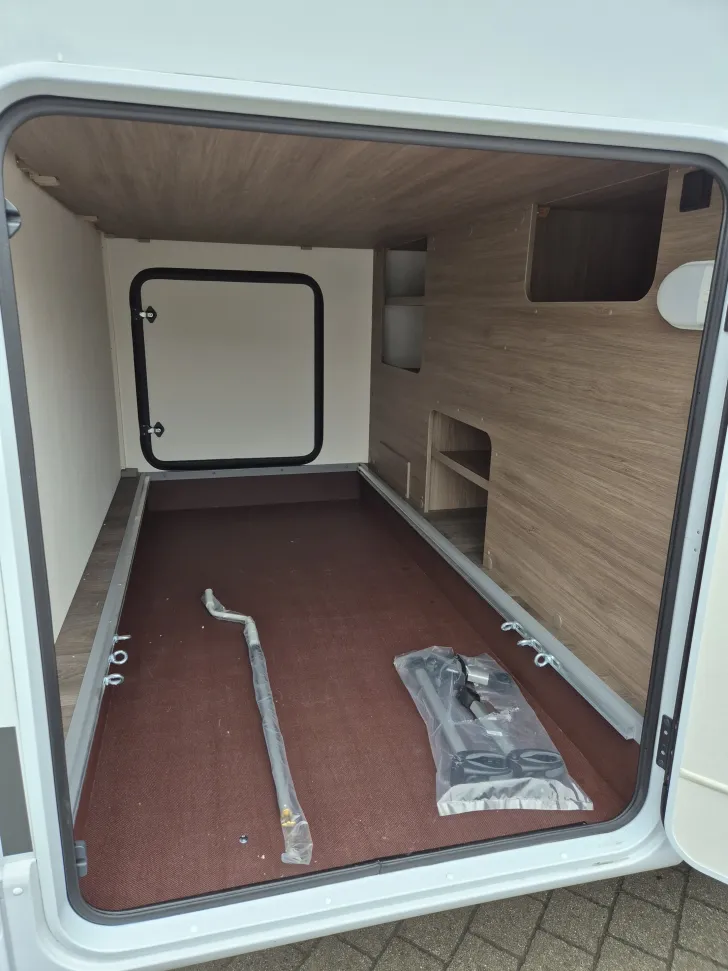 Fahrzeugbild Carado T338 pro+ *Automatik*Hubbett*Fahrradträger* #42